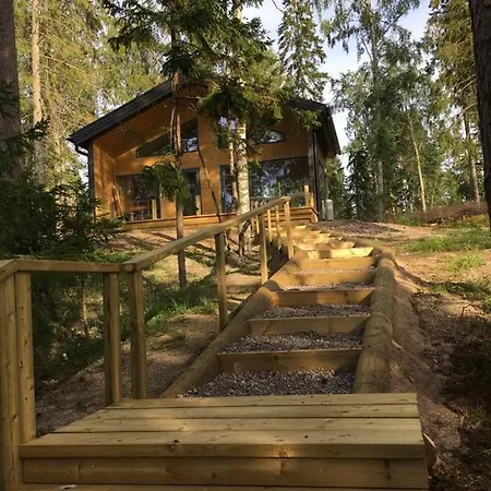 Alpstuga Varis Kyrkslätt